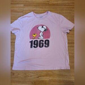 Peanut 1969 Snoopy T-Shirt Pink XL Unisex Short Sleeve